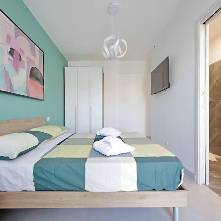 Apartament Attico Di Design A Garbatella Con Vista San Pietro Rzym Zewnętrze zdjęcie
