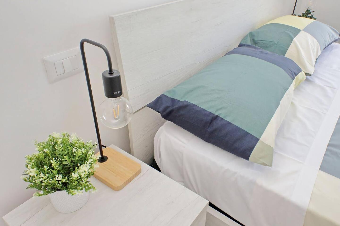 Apartament Attico Di Design A Garbatella Con Vista San Pietro Rzym Zewnętrze zdjęcie