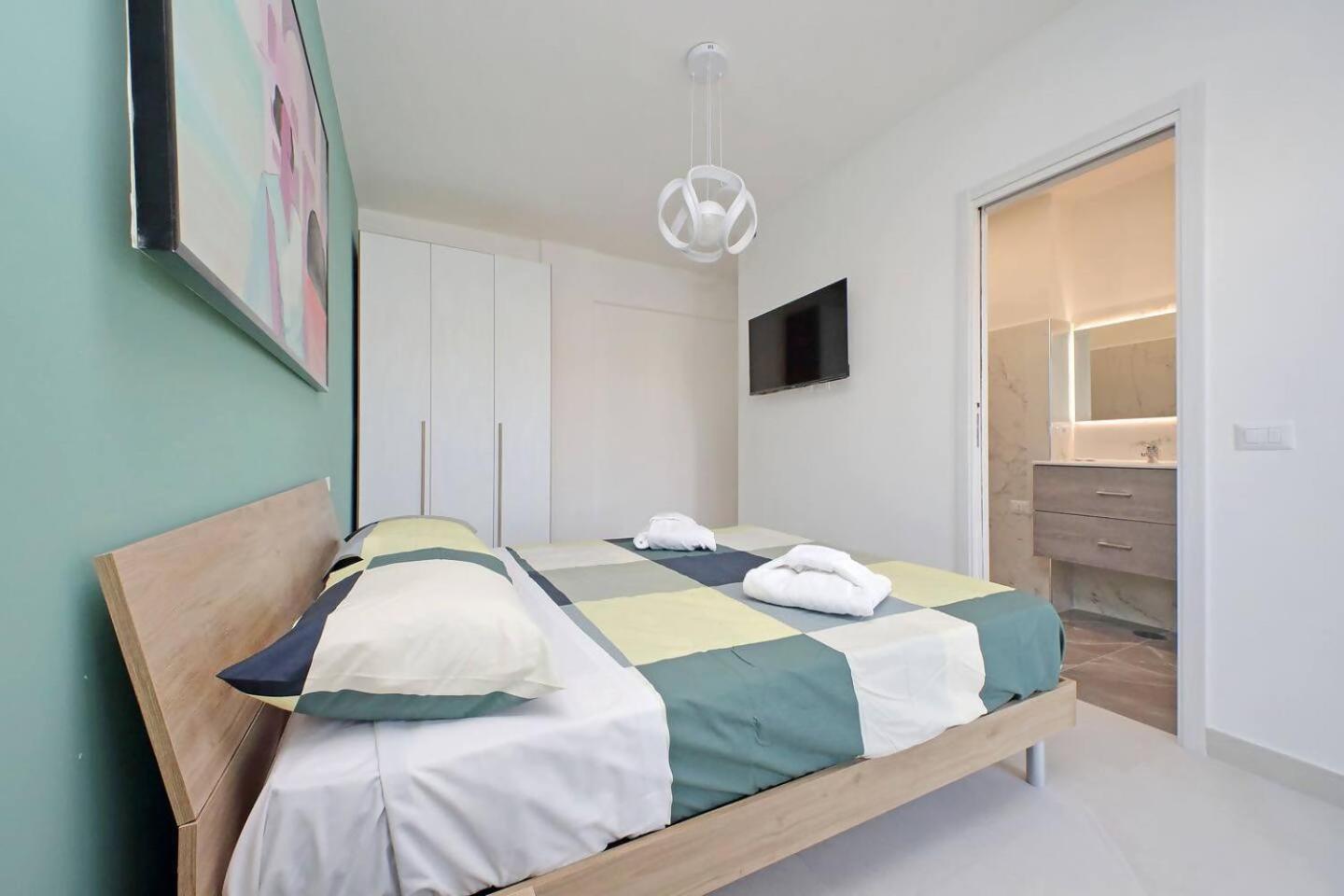 Apartament Attico Di Design A Garbatella Con Vista San Pietro Rzym Zewnętrze zdjęcie